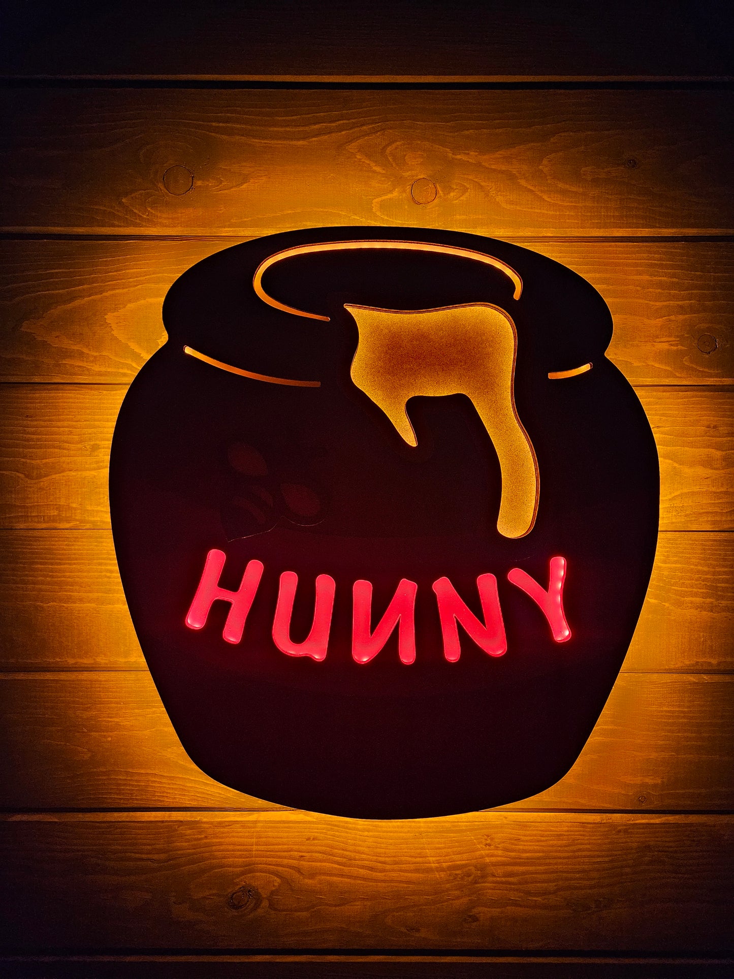 Hunny Pot - 19" x 17"